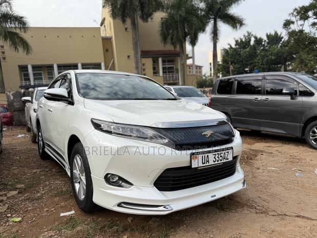 Toyota Harrier 2016
