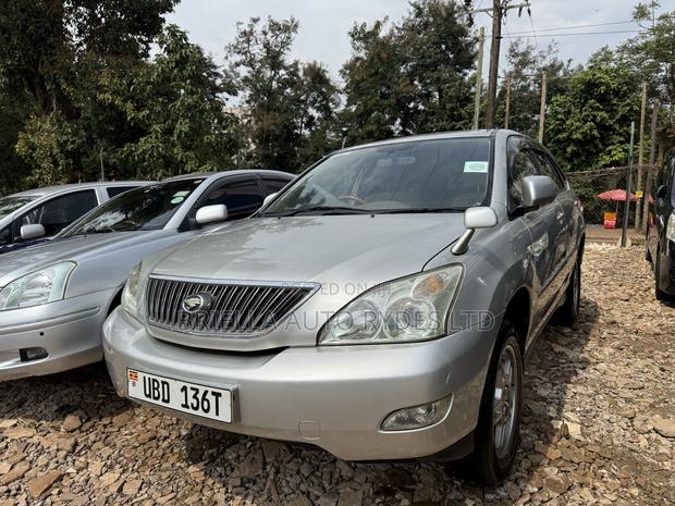 Toyota Harrier 2007