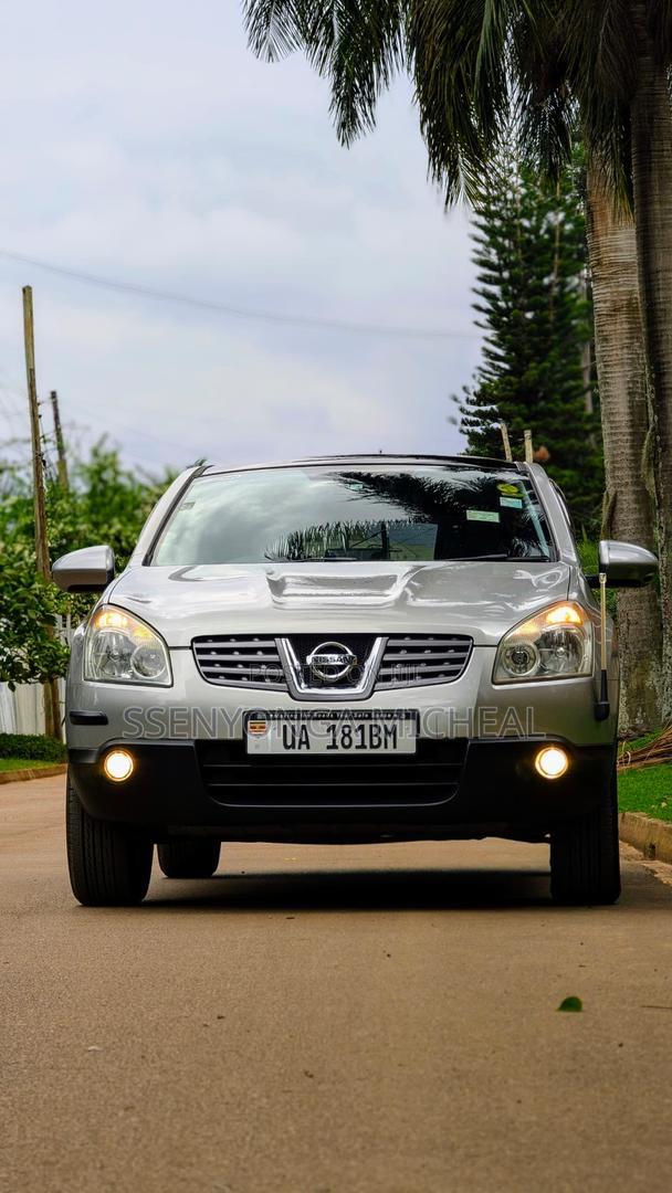 Nissan Dualis 2011 Silver