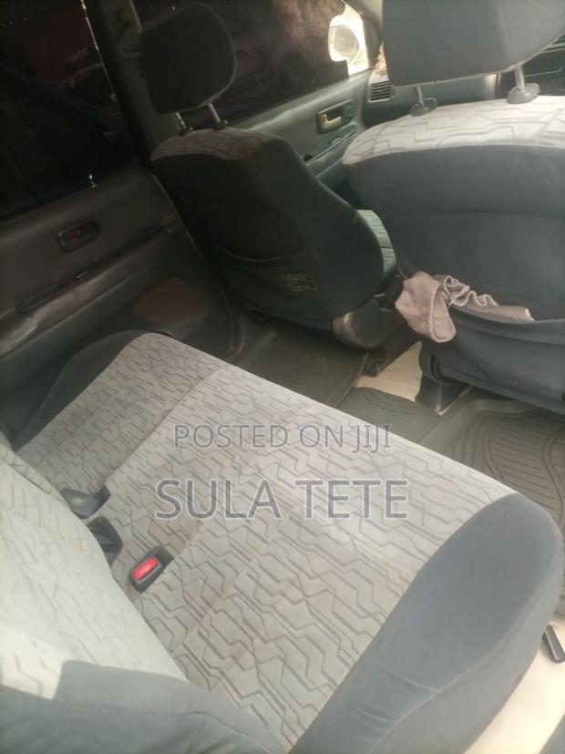 Toyota Ipsum 1999 White