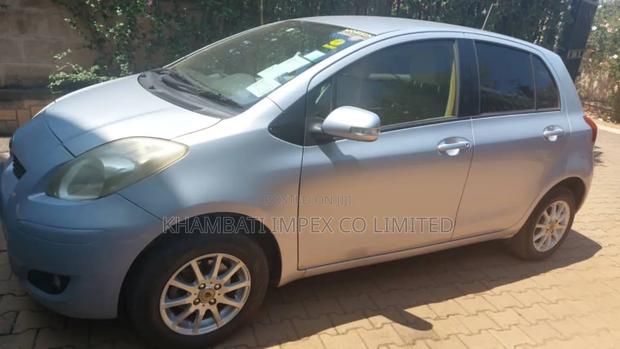 Toyota Vitz 1.0 FWD 5dr 2010 Purple