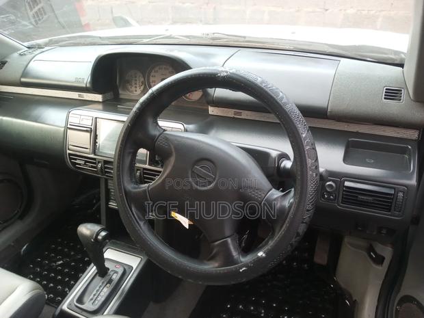 Nissan X-Trail 2004 Gray