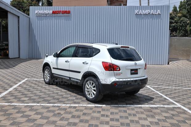 Nissan Dualis 2012 Pearl