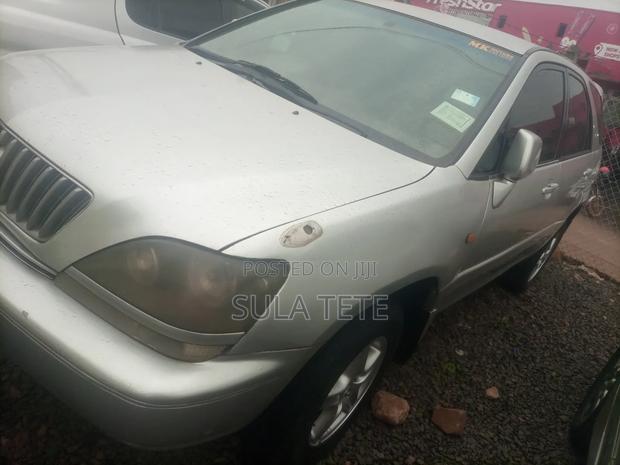 Toyota Harrier 2.2 16V 1998 Silver