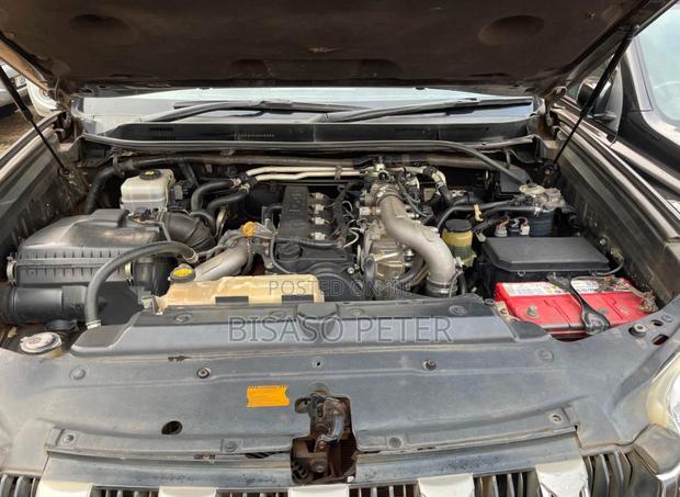 Toyota Land Cruiser Prado 2.8 D-4D 2014 Gray