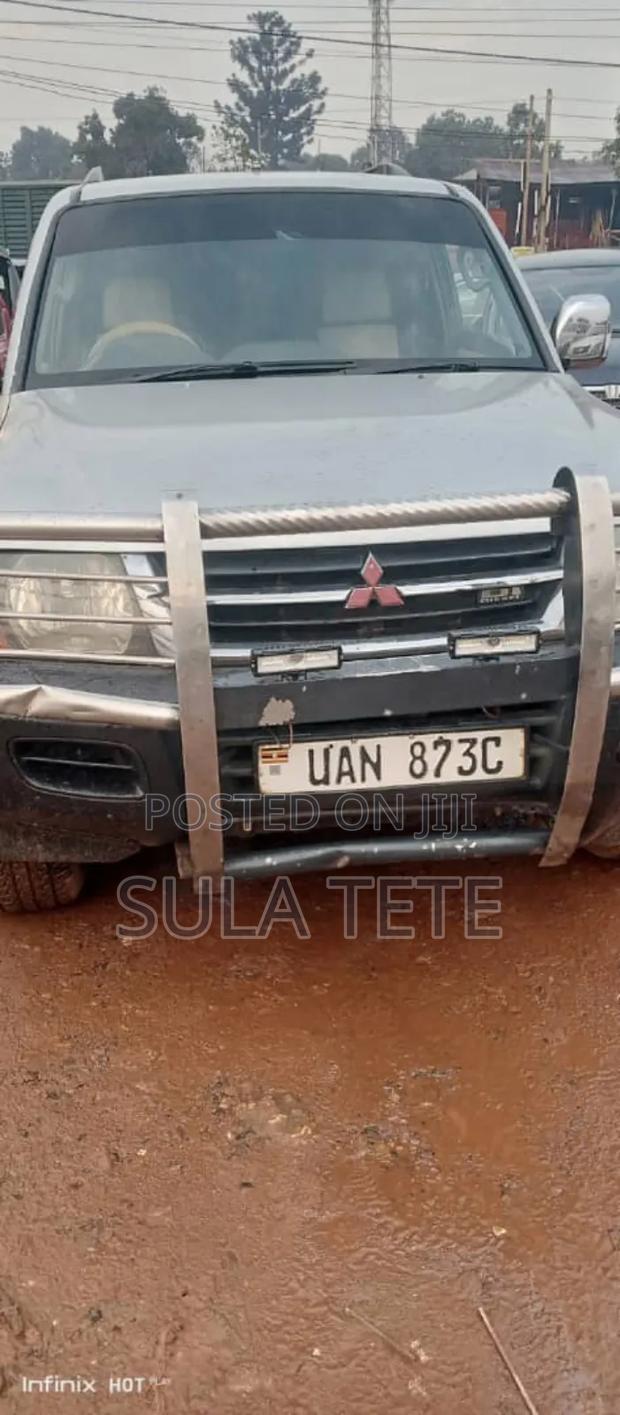 Mitsubishi Pajero Sport 2002 Silver