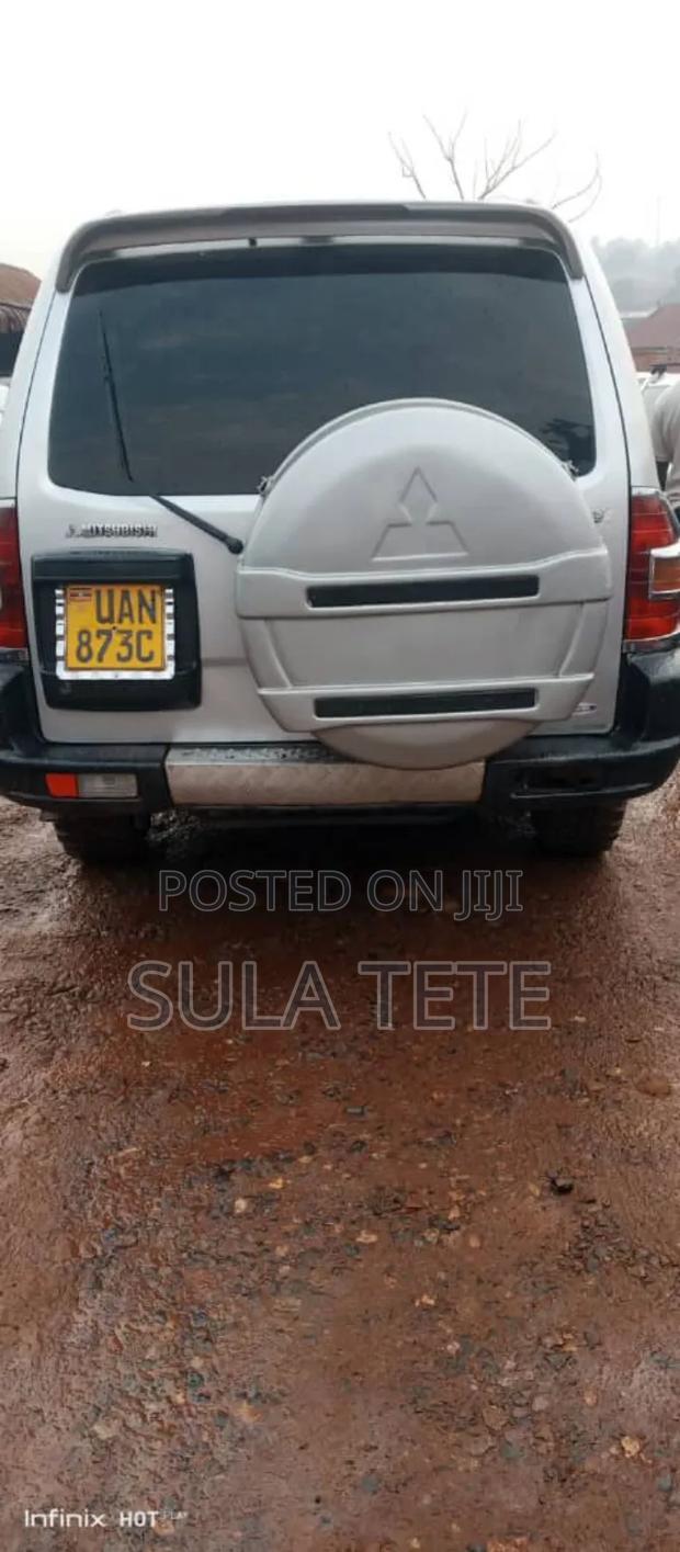 Mitsubishi Pajero Sport 2002 Silver