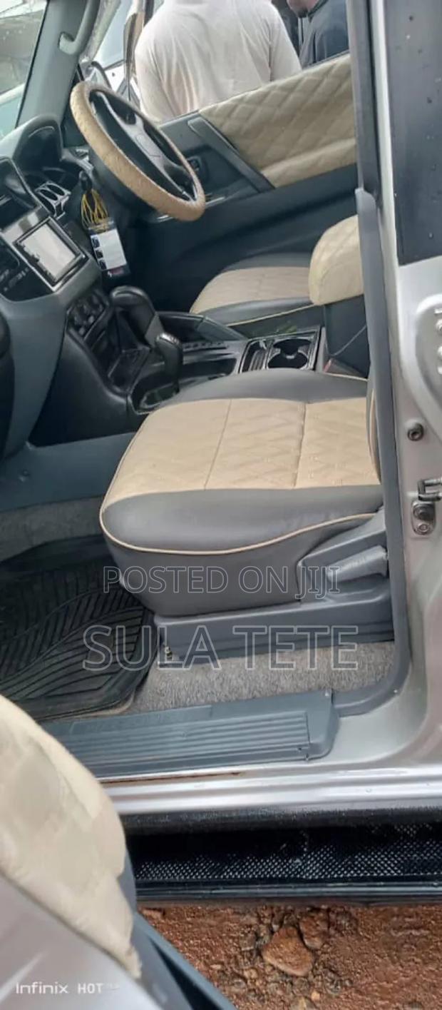 Mitsubishi Pajero Sport 2002 Silver