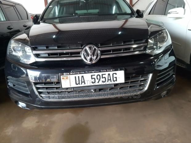 Volkswagen Touareg VR6 Sport 2012 Black