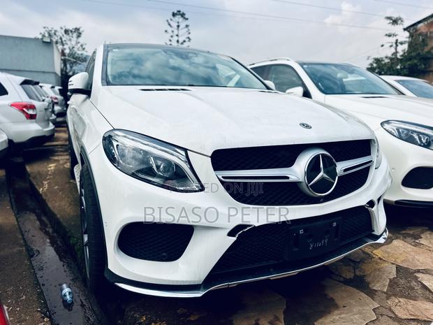 Mercedes-Benz GLE-Class GLE 350d 4MATIC 2018 White