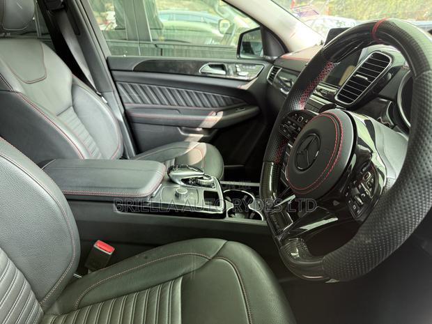 Mercedes-Benz GLE-Class 2016 Black