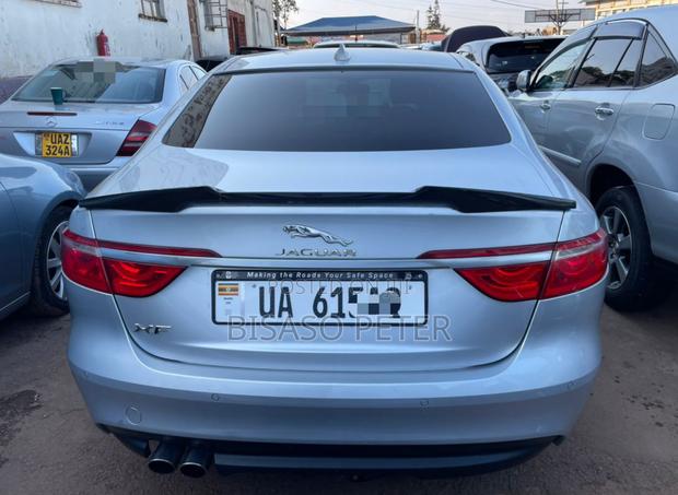Jaguar XF 35t R-Sport AWD 2016 Silver