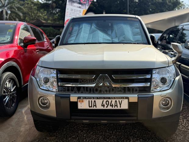 Mitsubishi Pajero 2011