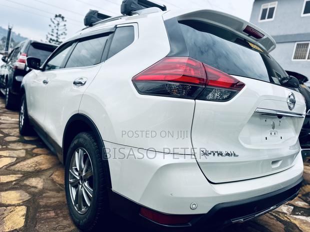 Nissan X-Trail 2.0 Petrol AWD 2017 White