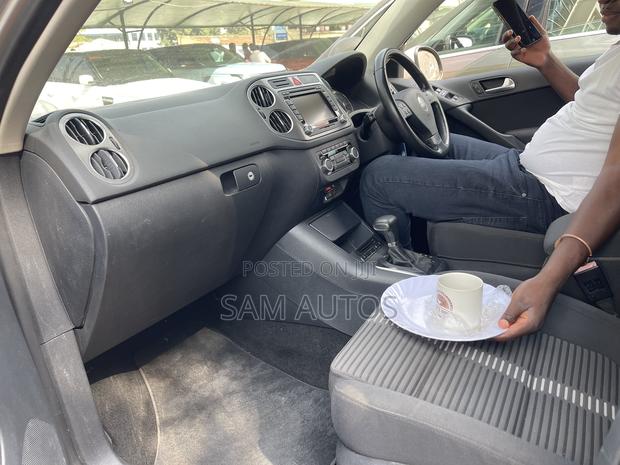 Volkswagen Tiguan 2009 Silver