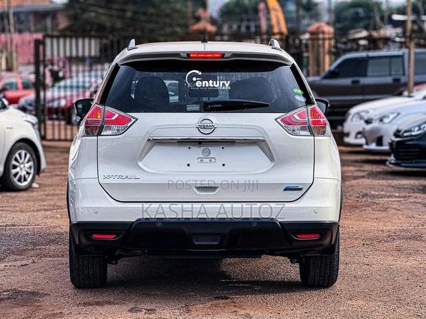Nissan X-Trail 2015 White