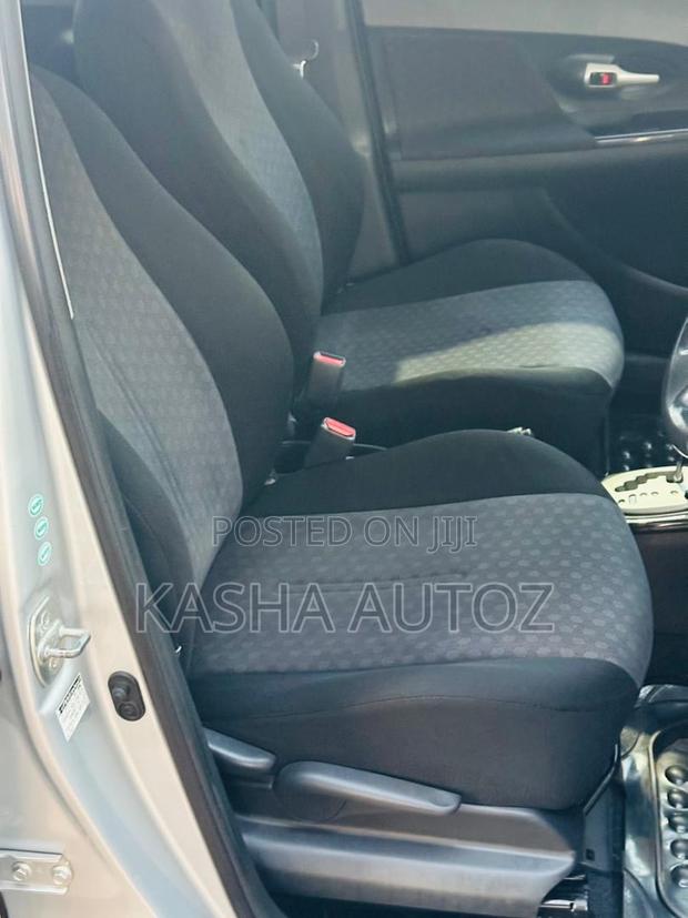 Toyota IST 2010 Silver