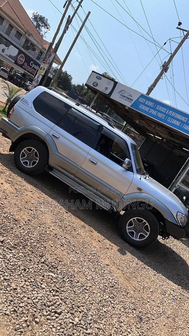 Toyota Land Cruiser Prado 1998 Silver
