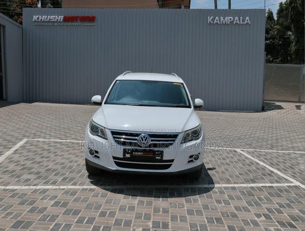 Volkswagen Tiguan 2010 White