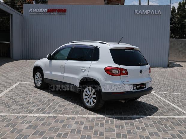 Volkswagen Tiguan 2010 White