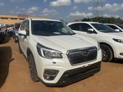 Subaru Forester 2018 White for sale