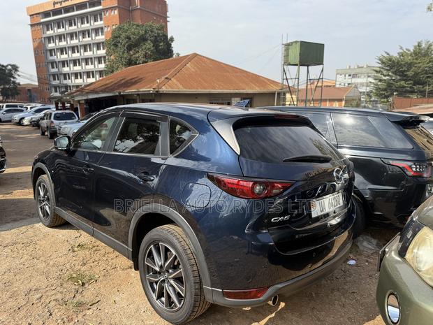 Mazda CX-5 2017 Blue
