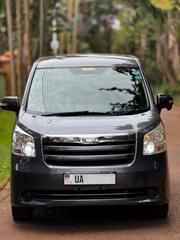 Toyota Noah 2.0 143hp FWD (8 Seater) 2010 Gray for sale