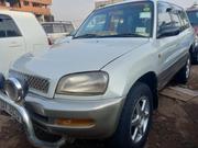Toyota RAV4 Base FWD 1999 White for sale