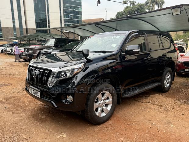 Toyota Land Cruiser Prado 2016 Black