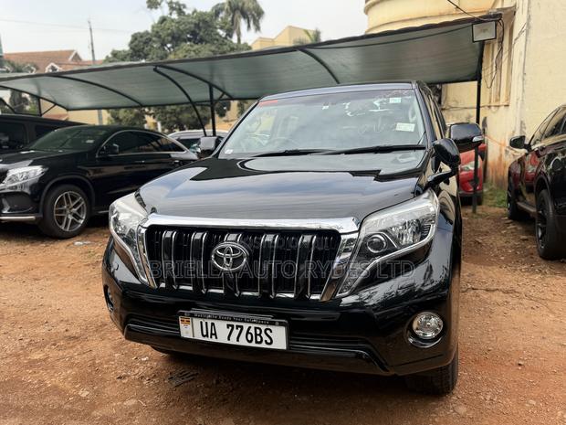 Toyota Land Cruiser Prado 2016 Black