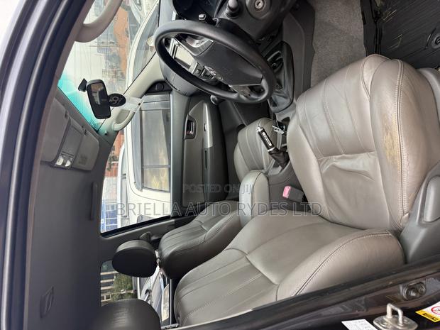 Toyota Hilux 2014 Gray