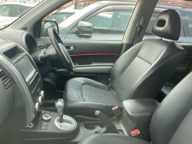 Nissan X-Trail 2011 White