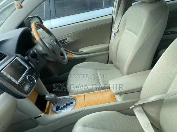 Toyota Premio 2009 White