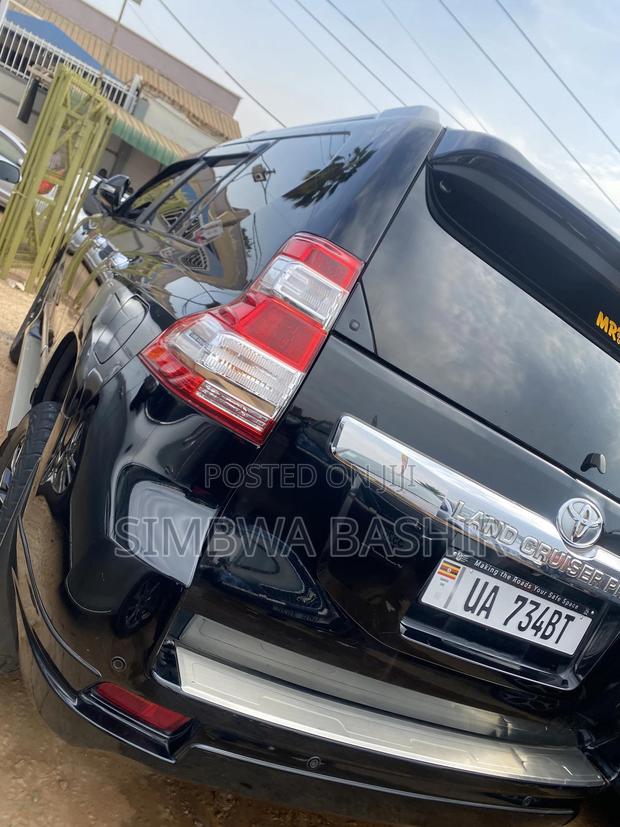 Toyota Land Cruiser Prado 2016 Black