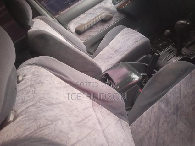 Toyota Land Cruiser Prado 2002 Off white