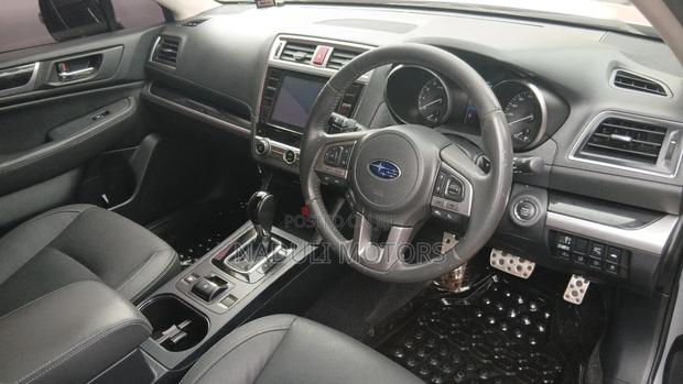 Subaru Legacy 2016 Silver