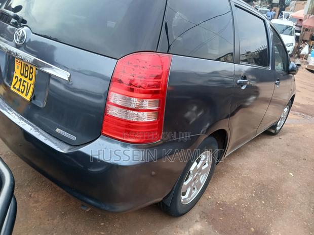 Toyota Wish 2007 Gray