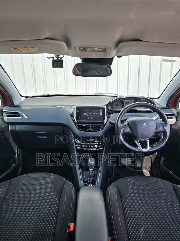 Peugeot 208 2016 Burgundy