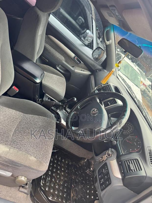 Toyota Land Cruiser Prado 2009 Silver