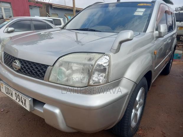 Nissan X-Trail 2.0 Comfort 2003 Brown