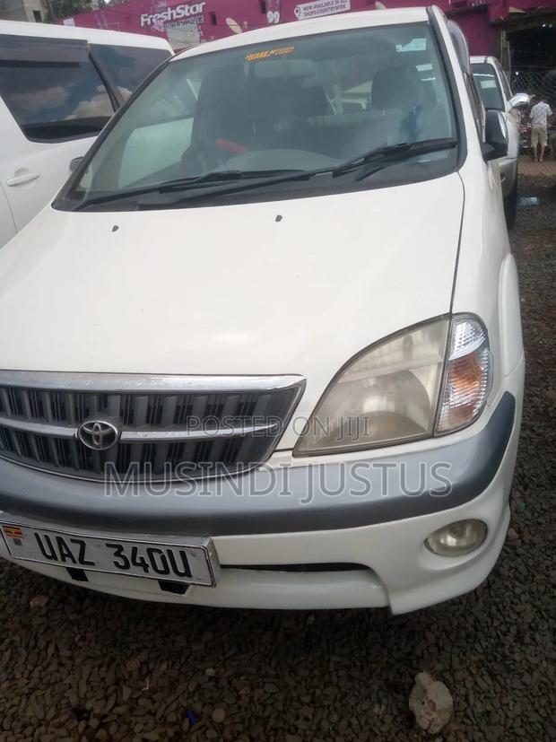 Toyota Nadia 2002 White