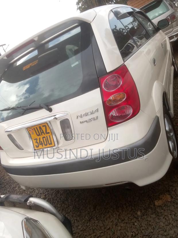 Toyota Nadia 2002 White