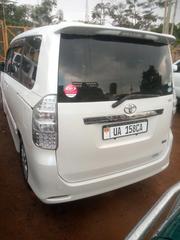Toyota Noah 2012 White for sale