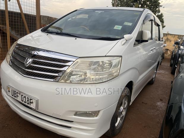 Toyota Alphard 2006 White
