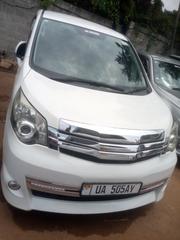Toyota Noah 2011 White for sale