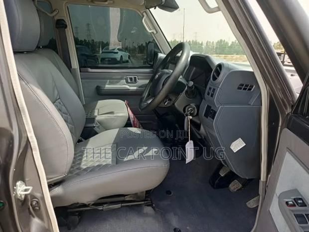 Toyota Land Cruiser 2024 Gray