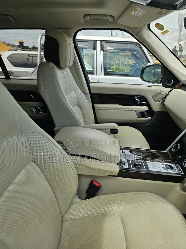 Land Rover Range Rover Vogue 2019 White