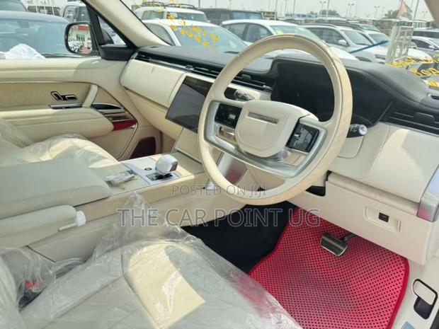 Land Rover Range Rover Vogue 2024 Pearl