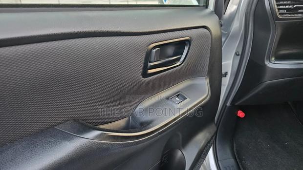 Toyota Noah 2.0 FWD (8 Seater) 2019 Silver