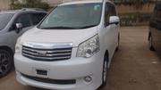 Toyota Noah 2.0 158hp AWD (8 Seater) 2012 White for sale